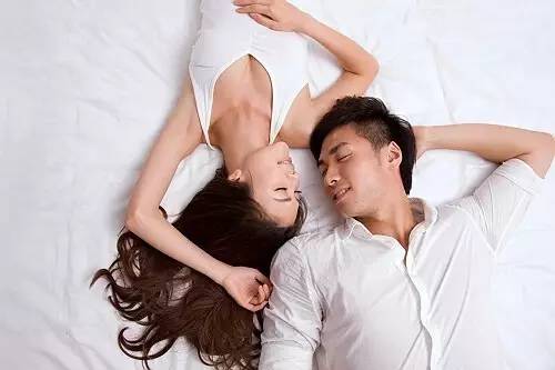 福尔摩斯的作者是谁